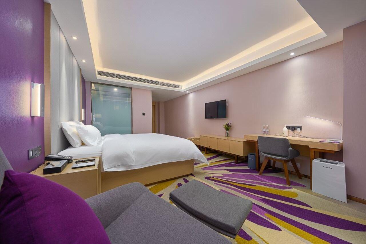 Echarm International Hotel Guangzhou Baiyun International Airport Huadu Plaza Branch - Free Deliver Service To Guangzhou Baiyun International Airport & Free Deliver Service To Canton Fair Complex During Canton Fair Period Exterior photo