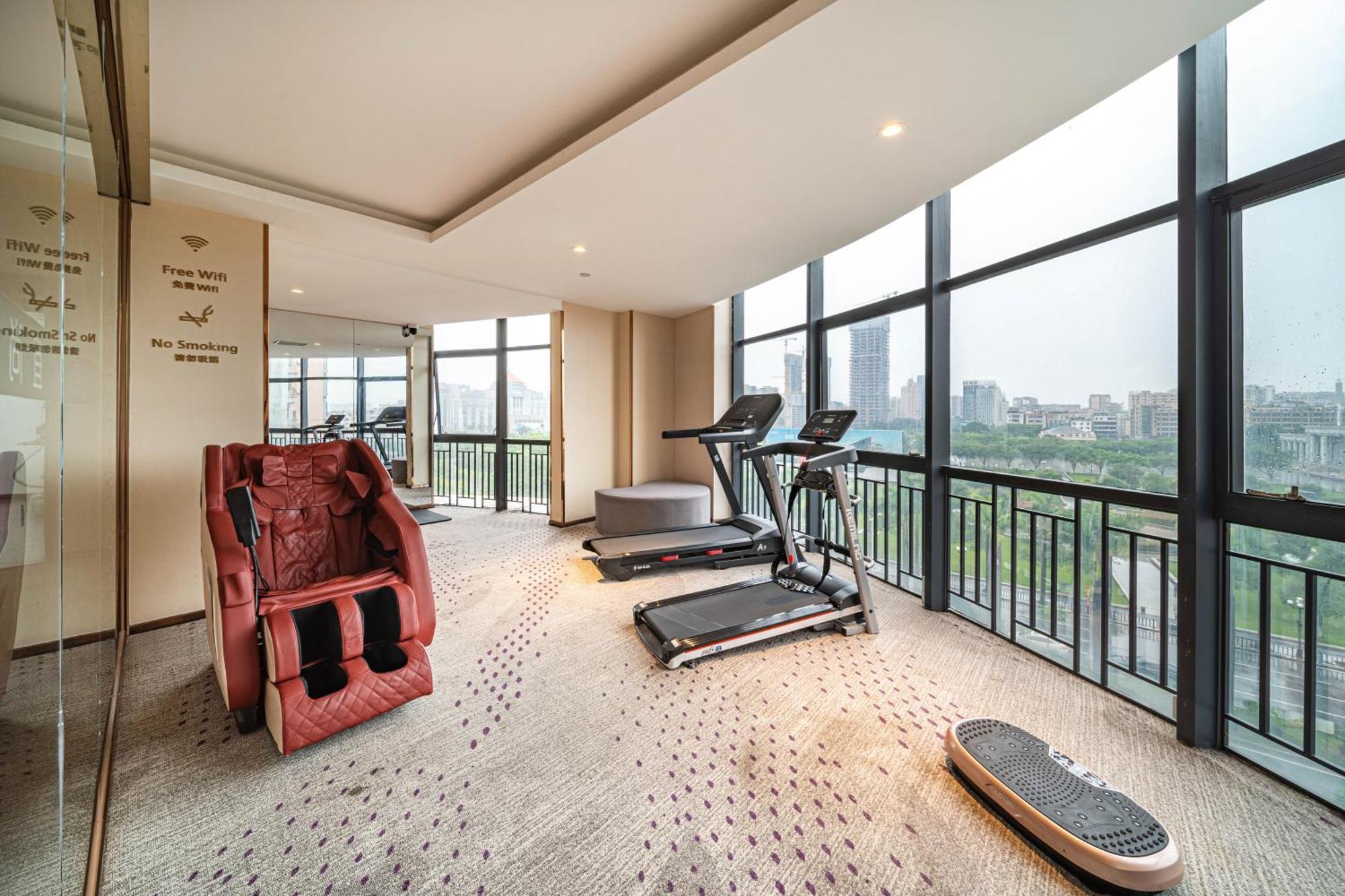 Echarm International Hotel Guangzhou Baiyun International Airport Huadu Plaza Branch - Free Deliver Service To Guangzhou Baiyun International Airport & Free Deliver Service To Canton Fair Complex During Canton Fair Period Exterior photo