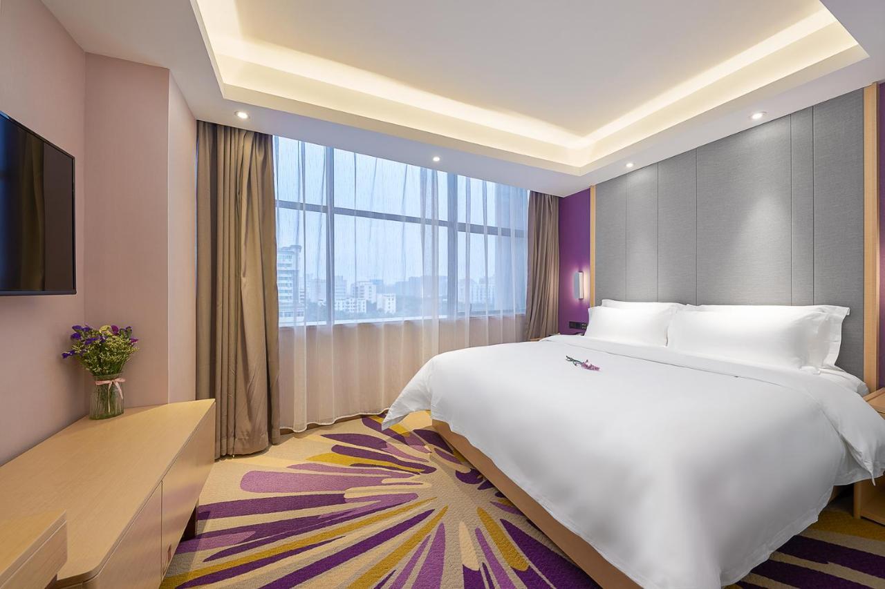 Echarm International Hotel Guangzhou Baiyun International Airport Huadu Plaza Branch - Free Deliver Service To Guangzhou Baiyun International Airport & Free Deliver Service To Canton Fair Complex During Canton Fair Period Exterior photo