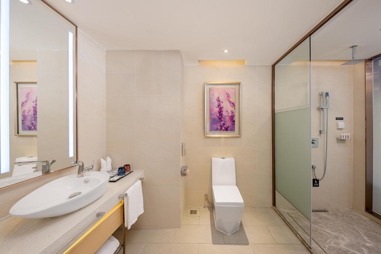 Echarm International Hotel Guangzhou Baiyun International Airport Huadu Plaza Branch - Free Deliver Service To Guangzhou Baiyun International Airport & Free Deliver Service To Canton Fair Complex During Canton Fair Period Exterior photo